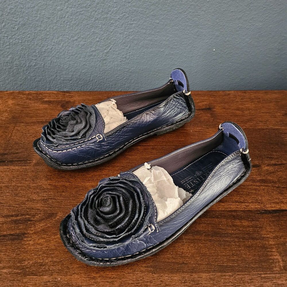L'Artiste Spring Step Dezi Shoe 35  US 5 Blue Leather Flower Slip On Loafer Flat
